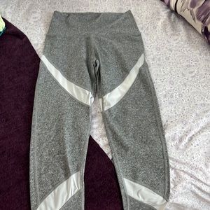 Light grey and white mesh aerie leggings